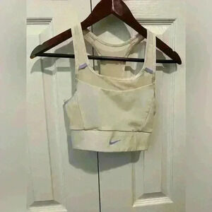 Nike Dri-FIT Swoosh Women's Medium-Support Padded Sports Bra size S